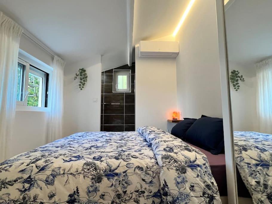 9 Ecluses Canal Du Midi-Maison T3 Belle Vue Avec Piscine Béziers Exteriör bild