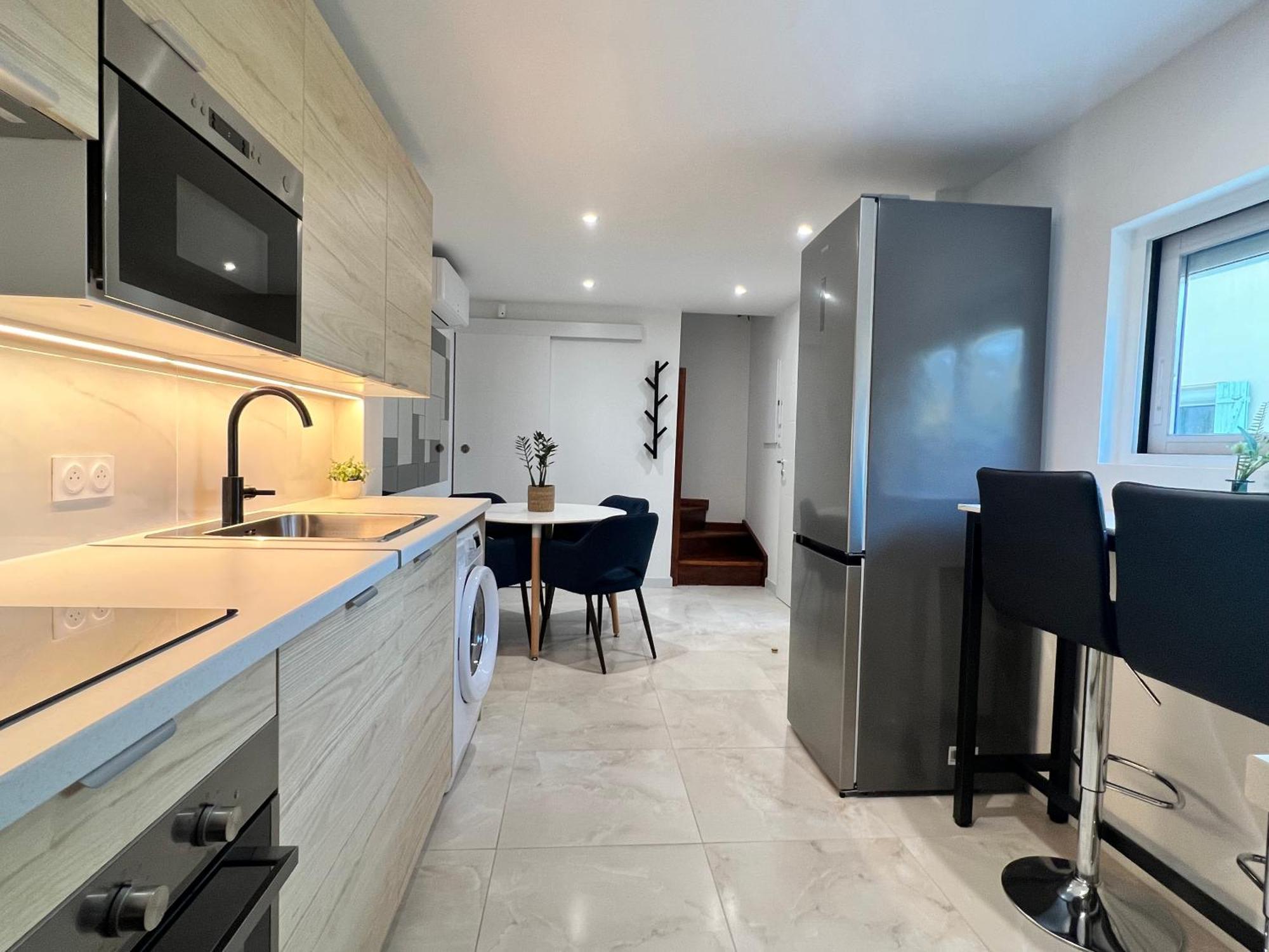 9 Ecluses Canal Du Midi-Maison T3 Belle Vue Avec Piscine Béziers Exteriör bild